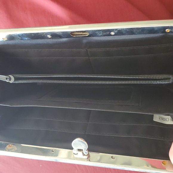 Wallet - Picture 3 of 3